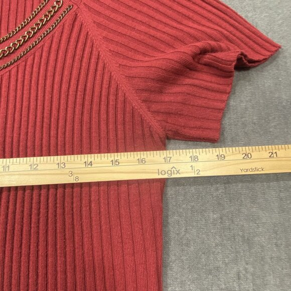 RQT Ribbed Maroon Knit Short Sleeve Top With Chain Neckline Accent Womens XL - Picture 10 of 10